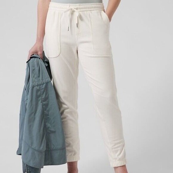 ATHLETA Farallon Jogger‎  L Large | Magnolia White Size Small - Picture 1 of 8